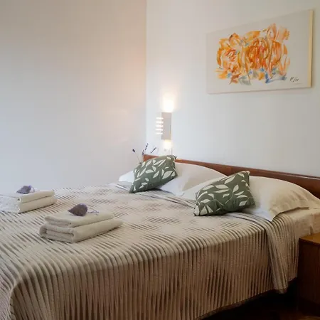 Nena Apartment Pula