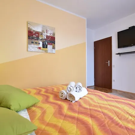 Nena Appartement *